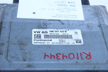 Load image into Gallery viewer, ECU ECM COMPUTER 2017 17 2018 18 - 1104344