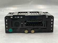 Load image into Gallery viewer, Radio VOLVO 240 SERIES 1993 - NW7568