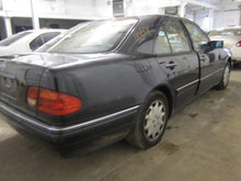 Load image into Gallery viewer, SPEEDOMETER CLUSTER Mercedes E320 1996 96 - 1148220
