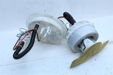 Load image into Gallery viewer, FUEL PUMP 528i 535i 535i Gt 640I 10 11 12 13 14 15 16 17 Right - 1106294
