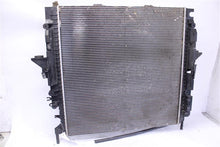Load image into Gallery viewer, RADIATOR LR4 Range Rover Sport 10 11 12 13 14 15 16 - 1106718