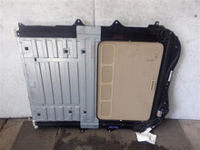 Load image into Gallery viewer, SUNROOF ASSEMBLY S350 S400 S450 Cdn S550 S600 S63 S65 SL55 07-13 - 1106868