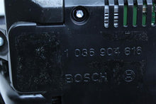 Load image into Gallery viewer, INFO-GPS SCREEN S550 S600 S63 S65 SL55 SL550 SL600 SL65 07 08 - 1106902