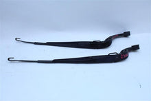 Load image into Gallery viewer, WINDSHIELD WIPER ARM Land Rover Range Rover Sport 2012 12 - 1107808