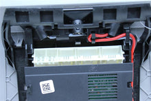 Load image into Gallery viewer, Console BMW 535i 2013 13 - 1108061