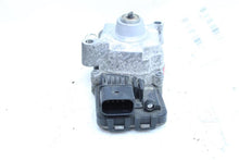 Load image into Gallery viewer, TRANSFER CASE ACTUATOR MOTOR 228I 320i 328D 328i 328I GT 335i 335i 10-17 - 1110004