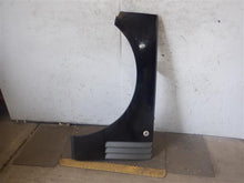 Load image into Gallery viewer, FRONT FENDER Land Rover Range Rover 06 07 08 09 10 11 12 Left - 1110373