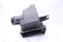 Load image into Gallery viewer, AIR CLEANER BOX Nissan Rogue 2008 08 2009 09 2010 10 2011 11 - 1112045
