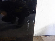 Load image into Gallery viewer, FRONT DOOR Toyota Yaris 07 08 09 10 11 12 Left - 1112159