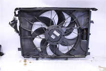 Load image into Gallery viewer, RADIATOR FAN ASSEMBLY Mercedes C350 C250 C300 E350 2008 08 09 10 11 12 13 - 1112565