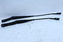 Load image into Gallery viewer, WINDSHIELD WIPER ARM Audi Q5 2013 13 - 1113474