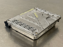 Load image into Gallery viewer, ECU ECM COMPUTER Volvo S60 V70 S70 2001 01 - NW63047
