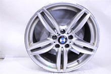 Load image into Gallery viewer, WHEEL RIM 528D 528i 535i 550i 640I 650i Active 5 11-15 19x8-1/2 - 1115370