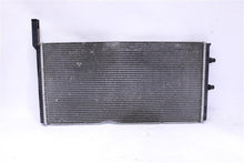 Load image into Gallery viewer, RADIATOR BMW 550i 550i Gt 650i 10 11 12 13 14 15 16 17 18 AT - 1115863