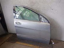 Load image into Gallery viewer, FRONT DOOR Mercedes-Benz R350 2011 11 2012 12 2013 13 Right - 1116781