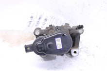 Load image into Gallery viewer, REAR BRAKE CALIPER Kia Cadenza 2014 14 2015 15 2016 16 Right - 1119830