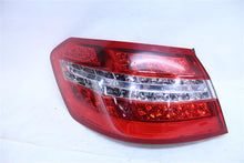Load image into Gallery viewer, OUTER TAIL LIGHT LAMP E300 E350 E400 E550 E63 10 11 12 13 Left - 1120518
