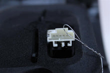 Load image into Gallery viewer, OUTER TAIL LIGHT LAMP E300 E350 E400 E550 E63 10 11 12 13 Right - 1120525