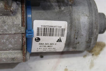 Load image into Gallery viewer, TRANSFER CASE ACTUATOR MOTOR Cayenne 03 04 05 06 07 08 09 10 - 1120571