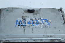 Load image into Gallery viewer, ECU ECM COMPUTER Jetta Golf 2000 00 2001 01 Auto - 1122673