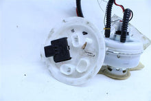 Load image into Gallery viewer, FUEL PUMP 528i 535i 535i Gt 640I 10 11 12 13 14 15 16 17 Right - 1123077