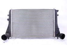 Load image into Gallery viewer, INTERCOOLER Tiguan CC Passat 2006 06 2007 07 08 09 10 - 1123636