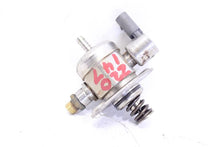 Load image into Gallery viewer, Fuel Pump Audi A3 Passat Golf Tiguan Jetta 2008 08 2009 09 2010 10 11 12 13 - 1123638