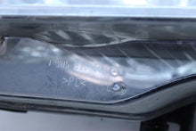 Load image into Gallery viewer, HEADLIGHT LAMP ASSEMBLY C230 C250 C300 C350 C63 08 09 10 11 Left - 1123965