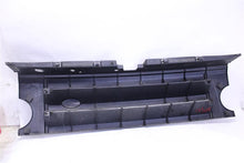 Load image into Gallery viewer, GRILLE Land Rover LR3 2005 05 2006 06 2007 07 2008 08 2009 09 Upper - 1125117