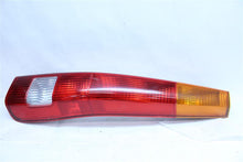 Load image into Gallery viewer, TAIL LIGHT LAMP ASSEMBLY Honda CR-V 2002 02 2003 03 2004 04 Right - 1125753
