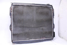 Load image into Gallery viewer, RADIATOR Toyota Tundra 2000 00 2001 01 2002 02 03 04 - 1126135