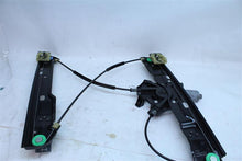 Load image into Gallery viewer, FRONT DOOR WINDOW REGULATOR POWER Evoque 2012-2018 Right - 1126989