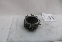 Load image into Gallery viewer, THROTTLE BODY Mercedes 560SL 560SEC 560SEL 1986 86 1987 87 88 89 90 91 - 1127283