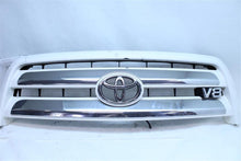 Load image into Gallery viewer, GRILLE Toyota Tundra 2004 04 2005 05 2006 06 - 1128039