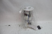 Load image into Gallery viewer, FUEL PUMP BMW X5 2007 07 2008 08 2009 09 2010 10 - 1129185