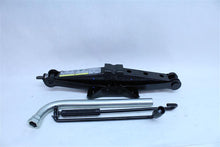 Load image into Gallery viewer, JACK Volkswagen Passat 2020 20 - 1129946