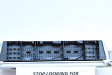 Load image into Gallery viewer, ECU ECM COMPUTER LAND ROVER DISCOVERY 99 00 01 02 03 04 - 1130258
