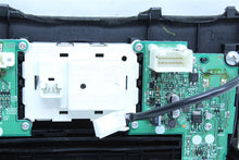 Load image into Gallery viewer, TEMPERATURE CONTROLS Infiniti FX35 FX50 2009 09 2010 10 - 1130751