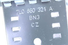 Load image into Gallery viewer, JACK Audi Q5 2012 12 - 1132138