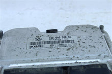 Load image into Gallery viewer, ECU ECM COMPUTER Volkswagen VW Toureg 2004 04 4.2L - 1132909