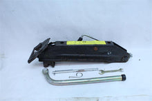Load image into Gallery viewer, JACK AND TOOLS Volkswagen Touareg 2004 04 - 1132978
