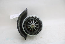 Load image into Gallery viewer, HEATER BLOWER MOTOR Volkswagen Touareg Audi Q7 2004 04 05 06 07 08 - 10 Front - 1133025