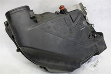 Load image into Gallery viewer, AIR CLEANER BOX BMW X5 X6 10 11 12 13 14 Left - 1133036