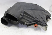 Load image into Gallery viewer, AIR CLEANER BOX BMW X5 X6 10 11 12 13 14 Right - 1133037