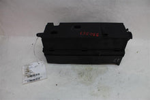 Load image into Gallery viewer, FUSE BOX Land Rover LR3 Range Rover Sport 2005 05 2006 06 - 1135844
