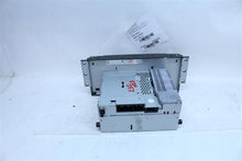 Load image into Gallery viewer, RADIO Land Rover LR3 2005 05 2006 06 2007 07 AM FM CD - 1135934