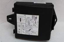 Load image into Gallery viewer, FUSE BOX Jaguar Vanden Pl XJ XJL XJR 2010 10 2011 11 2012 12 - 1135971