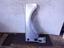 Load image into Gallery viewer, FRONT FENDER Land Rover Range Rover 06 07 08 09 10 11 12 Right - 1137766