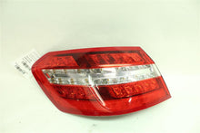 Load image into Gallery viewer, OUTER TAIL LIGHT LAMP E300 E350 E400 E550 E63 10 11 12 13 Left - 1139203