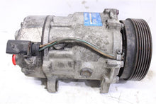 Load image into Gallery viewer, AC COMPRESSOR Beetle Golf Jetta 1999 99 00 01 02 - 07 - 1139272